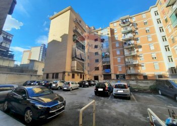 Edificio all\'aperto - Bilocale Via Filippo Palizzi
 
15, Casavatore - foto 1