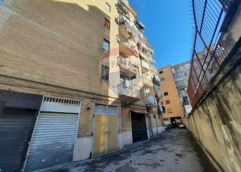 Edificio all\'aperto - Bilocale Via Filippo Palizzi
 
15, Casavatore - foto 19