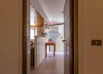 Hall / corridoio - Trilocale Alta Valle Intelvi - foto 16