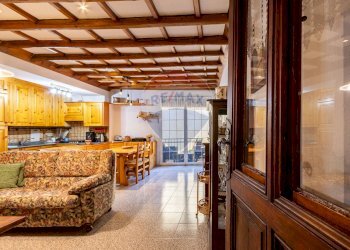 Soggiorno - Appartamento Ponna - foto 5