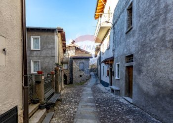 Edificio all\'aperto - Appartamento Ponna - foto 29