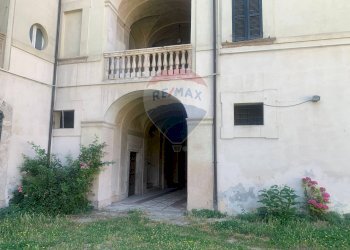 Edificio all\'aperto - Quadrilocale via Garibaldi
 
63, Rieti - foto 8