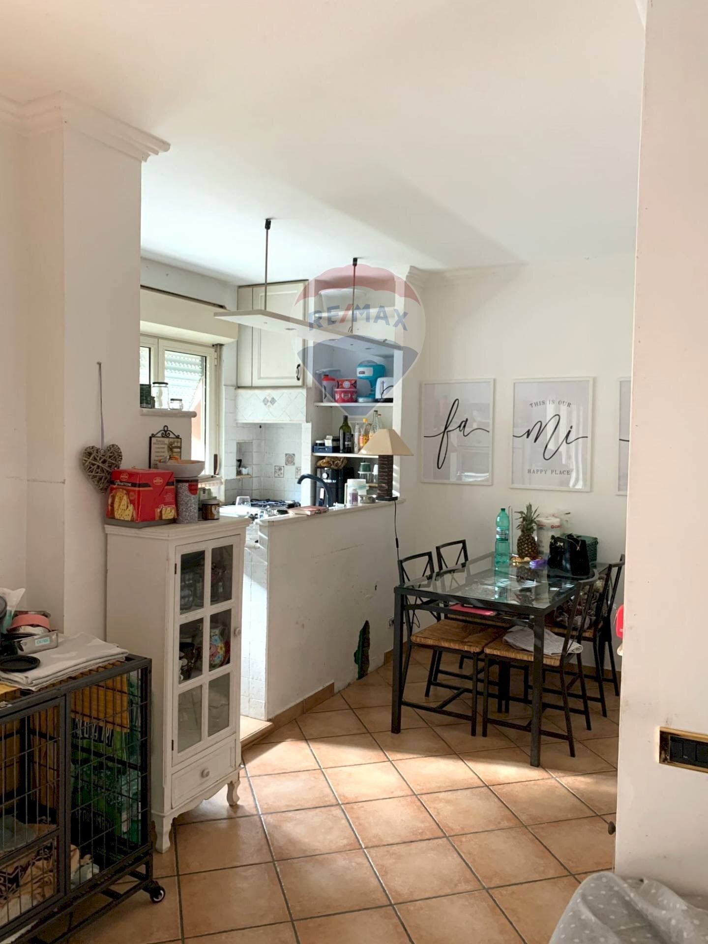 Sala da pranzo - Trilocale Via Delle Azzorre
 
340, Roma - foto 2