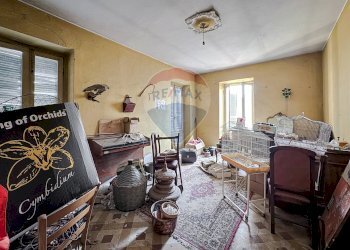 Soggiorno - Casa indipendente Piazza Trenta Trentuno Maggio
 
15, Palestro - foto 15