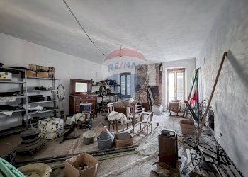 Soggiorno - Casa indipendente Piazza Trenta Trentuno Maggio
 
15, Palestro - foto 19