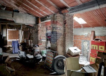 Dispensa di stoccaggio - Casa indipendente Piazza Trenta Trentuno Maggio
 
15, Palestro - foto 27