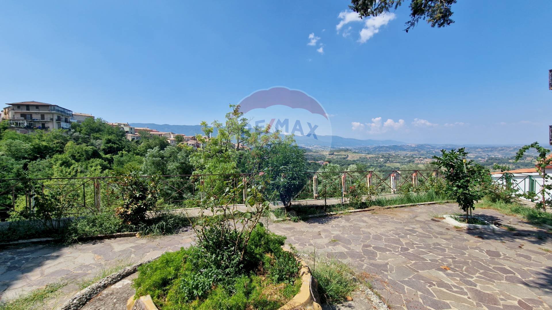 Vista delle montagne - Appartamento Rende - foto 2