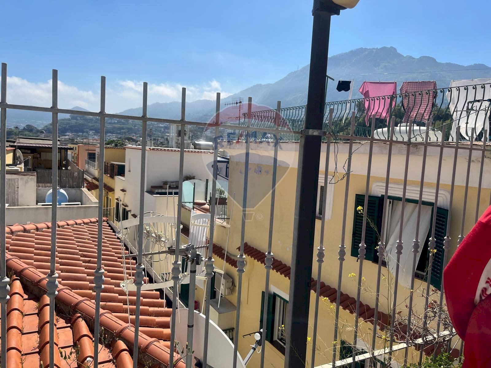 Balcone - Casa semi indipendente via Dottor Venanzio Marone, Lacco Ameno - foto 2