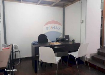 Sala da pranzo - Locale Commerciale Via V. Emanuele III
 
3, Casalnuovo di Napoli - foto 13