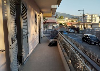 Balcone - Appartamento Pomigliano d'Arco - foto 1