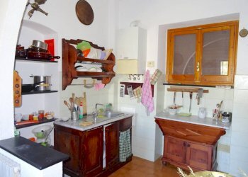 CUCINA - Four-room apartment via Franco Molfino, Camogli - photo 10