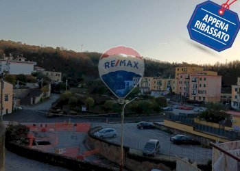 Edificio all\'aperto - Quadrilocale via Casa Baiano
 
32, Marano di Napoli - foto 1