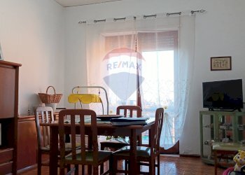 Sala da pranzo - Quadrilocale via Casa Baiano
 
32, Marano di Napoli - foto 5