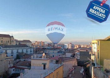 Edificio all\'aperto - Quadrilocale via Casa Baiano
 
32, Marano di Napoli - foto 1