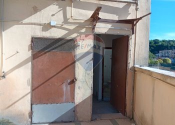 Edificio all\'aperto - Trilocale Marano di Napoli - foto 7