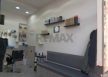 Soggiorno - Locale Commerciale via Casa Baiano
 
32, Marano di Napoli - foto 1