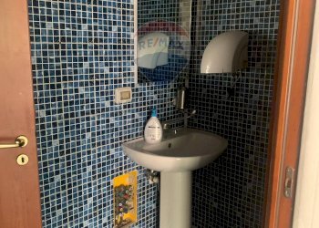 Bagno - Locale Commerciale via Panoramica
 
192, Ercolano - foto 15