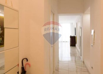 Hall / corridoio - Attico Napoli - foto 15