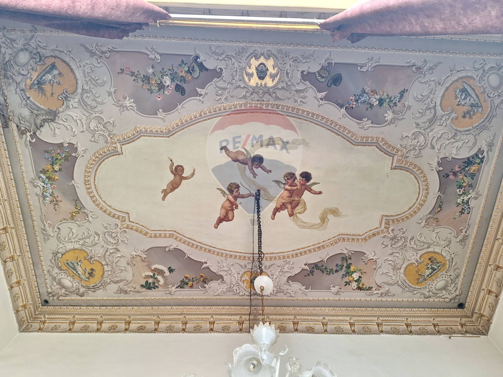 Dettagli - Appartamento Via Carbonara
 
33, Napoli - foto 1