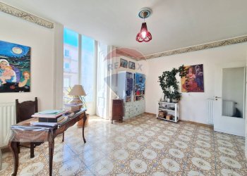 Soggiorno - Appartamento Via Carbonara
 
33, Napoli - foto 20