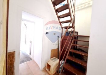 Scale - Appartamento Via Carbonara
 
33, Napoli - foto 24