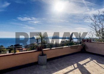Terrazza - Casa indipendente Via Traversa Campanova
 
7, Pozzuoli - foto 3