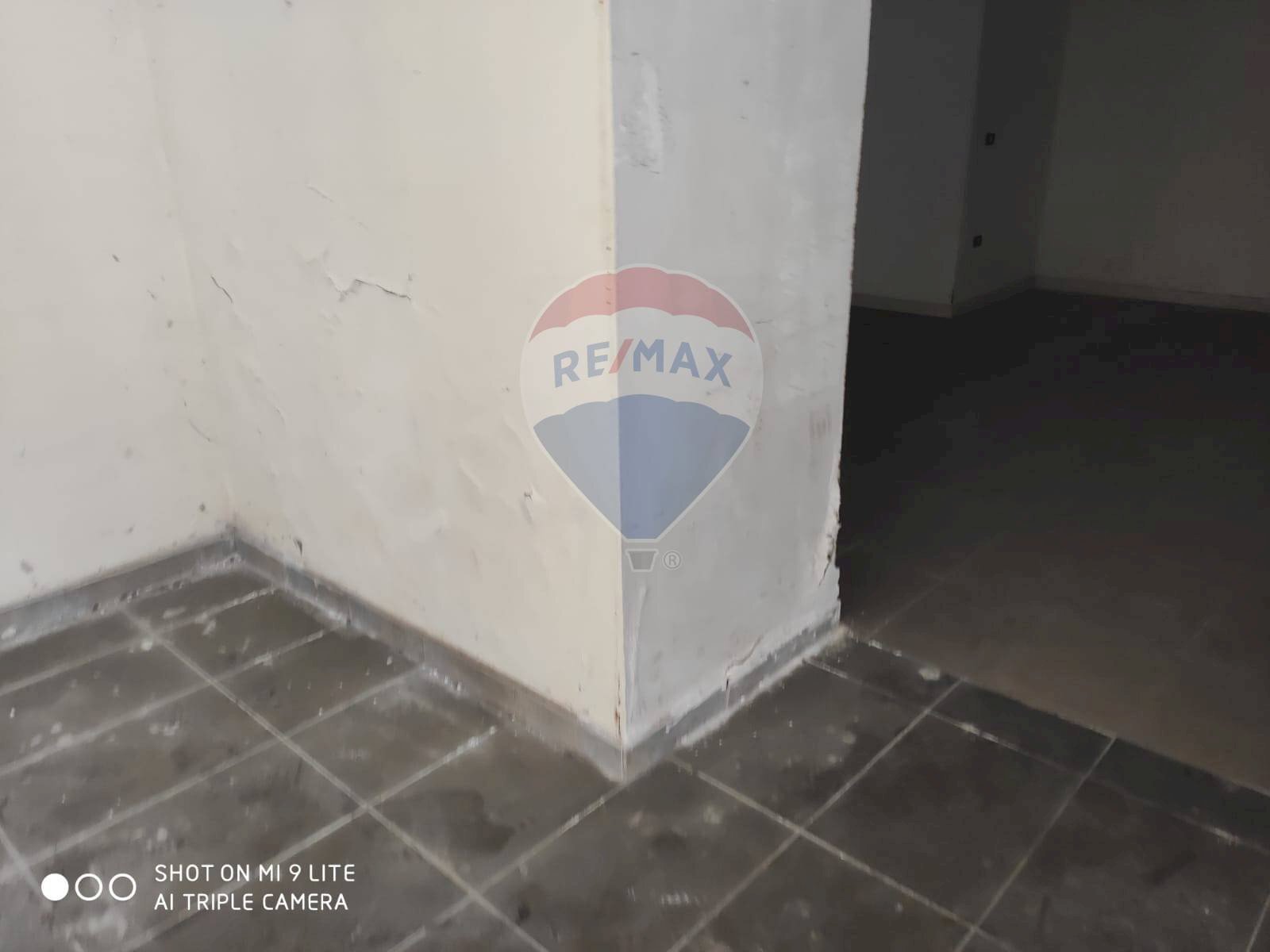 Stanza vuota - Commercial Premises Napoli - photo 3