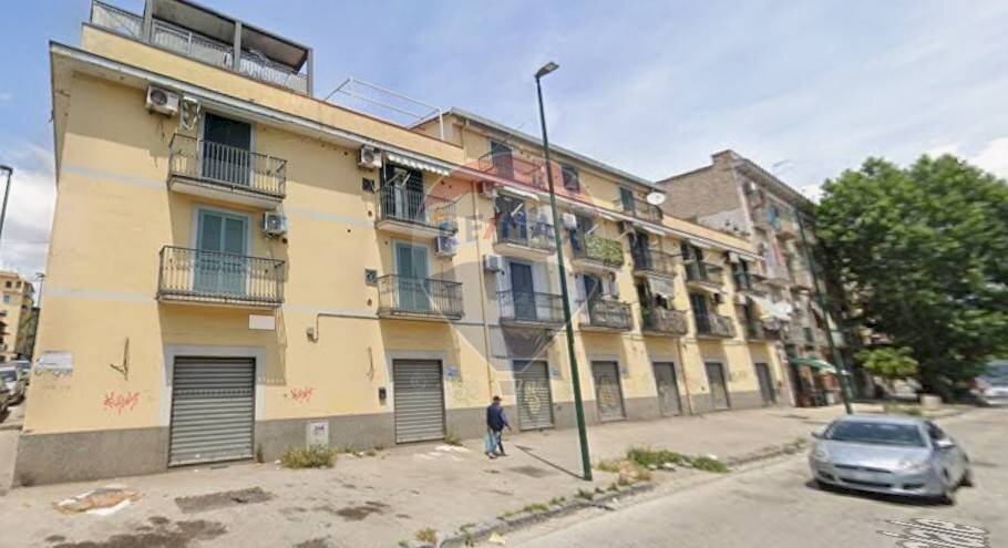 Edificio all\'aperto - Commercial Premises Napoli - photo 2