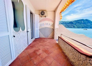 Balcone - Appartamento via Giovanni Mazzella, Forio - foto 6