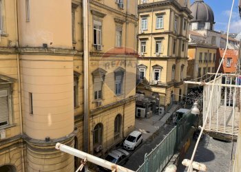 Edificio all\'aperto - Trilocale Napoli - foto 2
