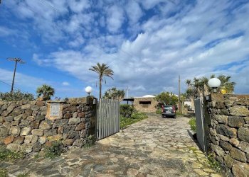 Foto 35 - Villa Via Zubebi
 
13, Pantelleria - foto 35