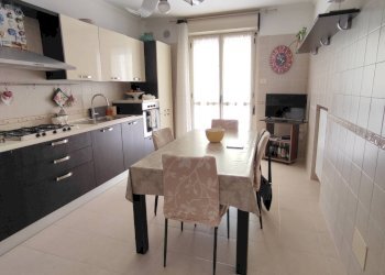 Foto 5 - Appartamento Via Dei Maceristi
 
S.N.C, San Nicandro Garganico - foto 5