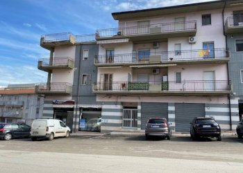 Foto 1 - Four-room apartment Via Torre Mileto
 
82, San Nicandro Garganico - photo 1