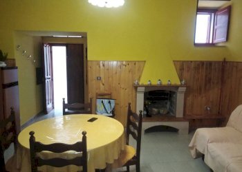 Foto 4 - Quadrilocale Via FAMIGLIA MORSILLI
 
20, Ischitella - foto 4