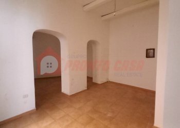 Foto 13 - Locale Commerciale Via Giuseppe Di Vagno
 
29, Vico del Gargano - foto 13