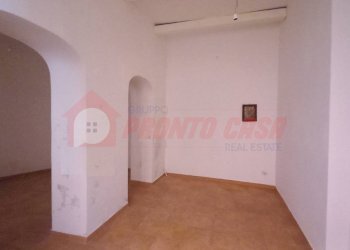 Foto 18 - Locale Commerciale Via Giuseppe Di Vagno
 
29, Vico del Gargano - foto 18