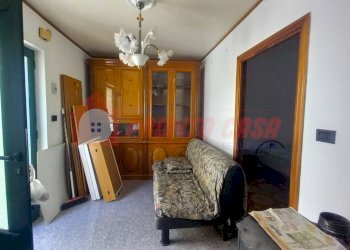 Foto 5 - Stabile - Palazzo Via Ventrella
 
60, Ischitella - foto 5