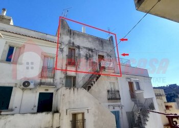 Foto 1 - Bilocale Via DE ANGELIS
 
32, Ischitella - foto 1