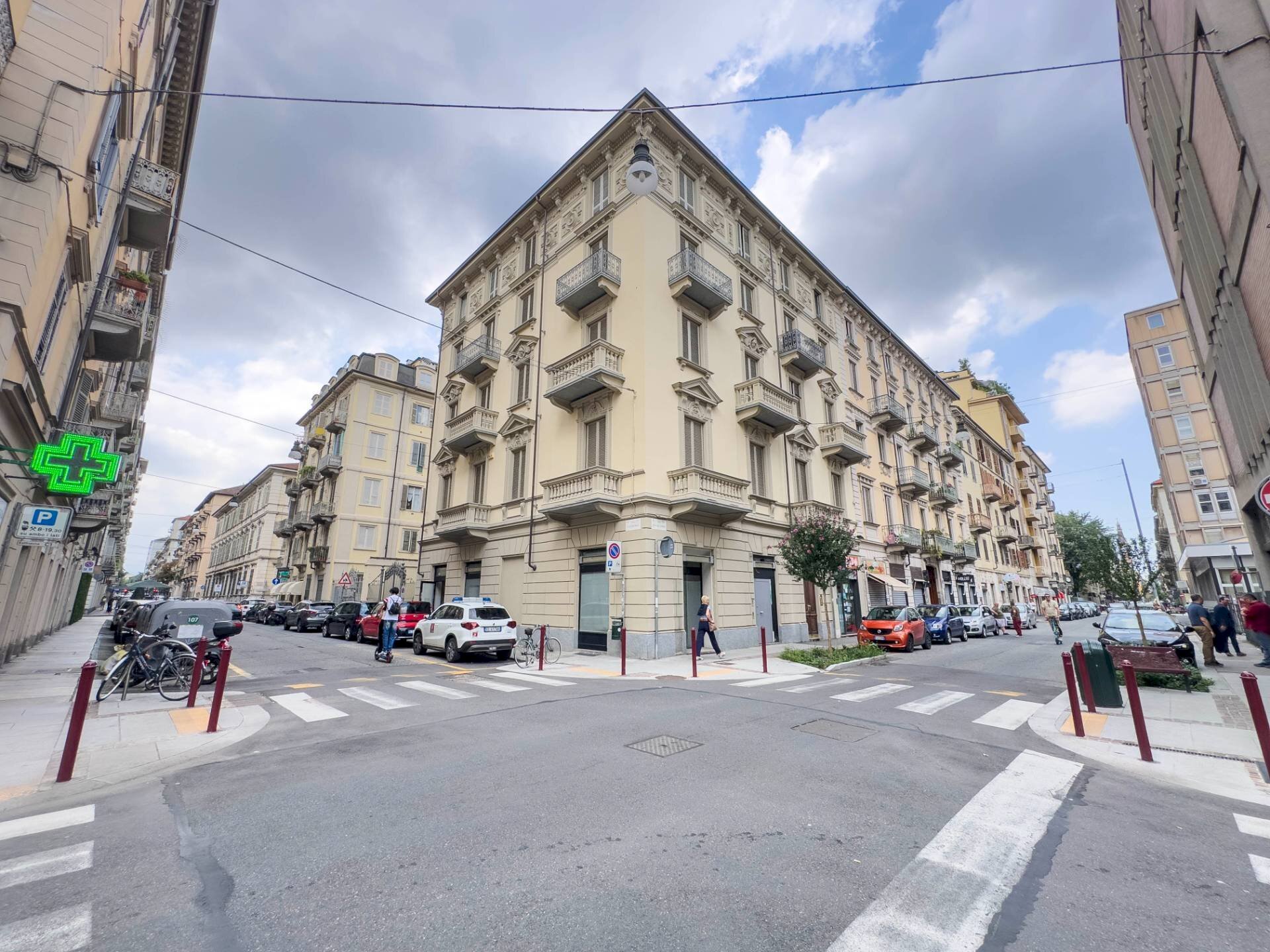 Foto 1 - Negozio Via San Secondo
 
44, Torino - foto 1