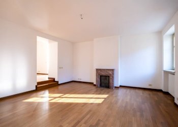 salone - Villa strada Val San Martino Superiore
 
285, Torino - foto 14