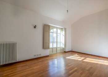 camera matrimoniale - Villa strada Val San Martino Superiore
 
285, Torino - foto 32