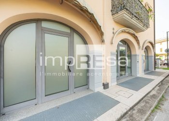 Foto 4 - Negozio Montebelluna - foto 4