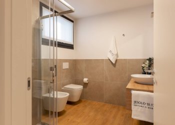 Foto 14 - Trilocale Piazza Brescia
 
15, Jesolo - foto 14