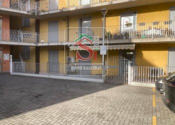 Foto 1 - Locale Commerciale Via gotti, Villa d'Almè - foto 1