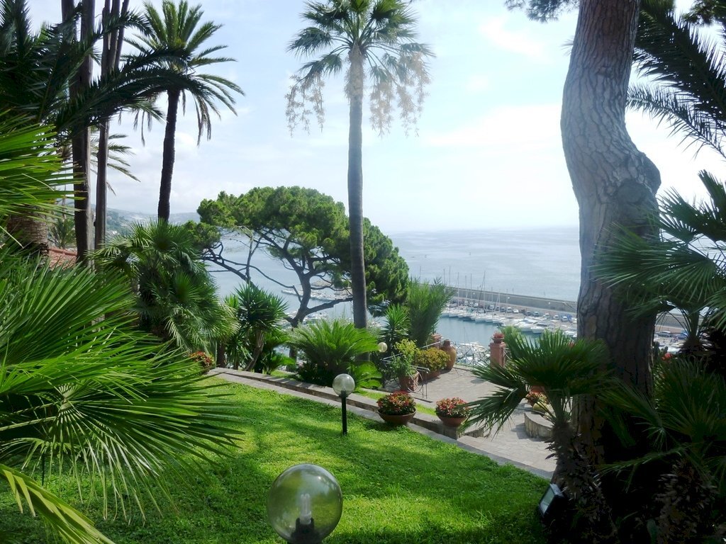 Bordighera Villa Vista Mare In Vendita - Villa Bordighera - foto 1
