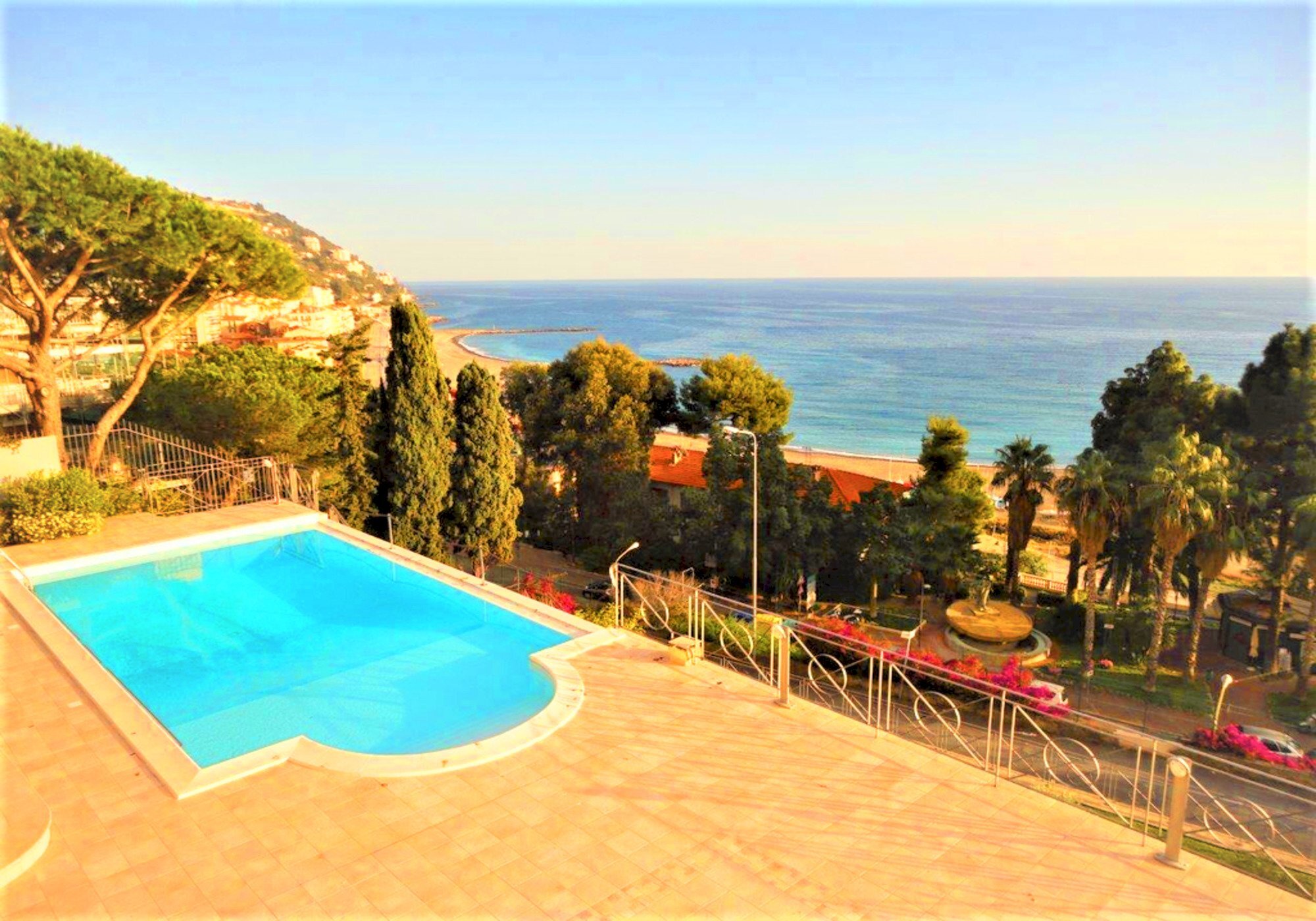 ospedaletti villa con piscina e vista mare  in vendita, villa in vendita a ospedaletti - Villa Ospedaletti - foto 1