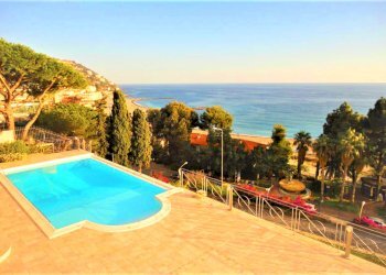 ospedaletti villa con piscina e vista mare  in vendita, villa in vendita a ospedaletti - Villa Ospedaletti - foto 1