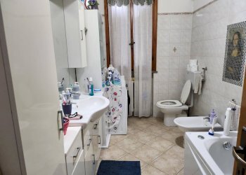 Foto 12 - Independent house Baiso - photo 12