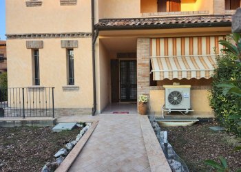 Foto 1 - Villa a Schiera Castellarano - foto 1