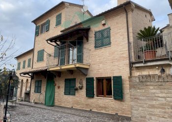 Foto 2 - Villa a Schiera COLLINA
 
100, Santa Maria Nuova - foto 2